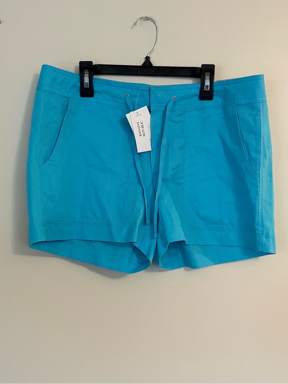 NWT Banana Republic Linen Cotton Blend Drawstring Shorts - size 6
